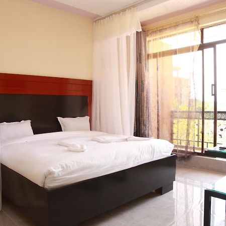 Sunstar Resort Thika Bagian luar foto